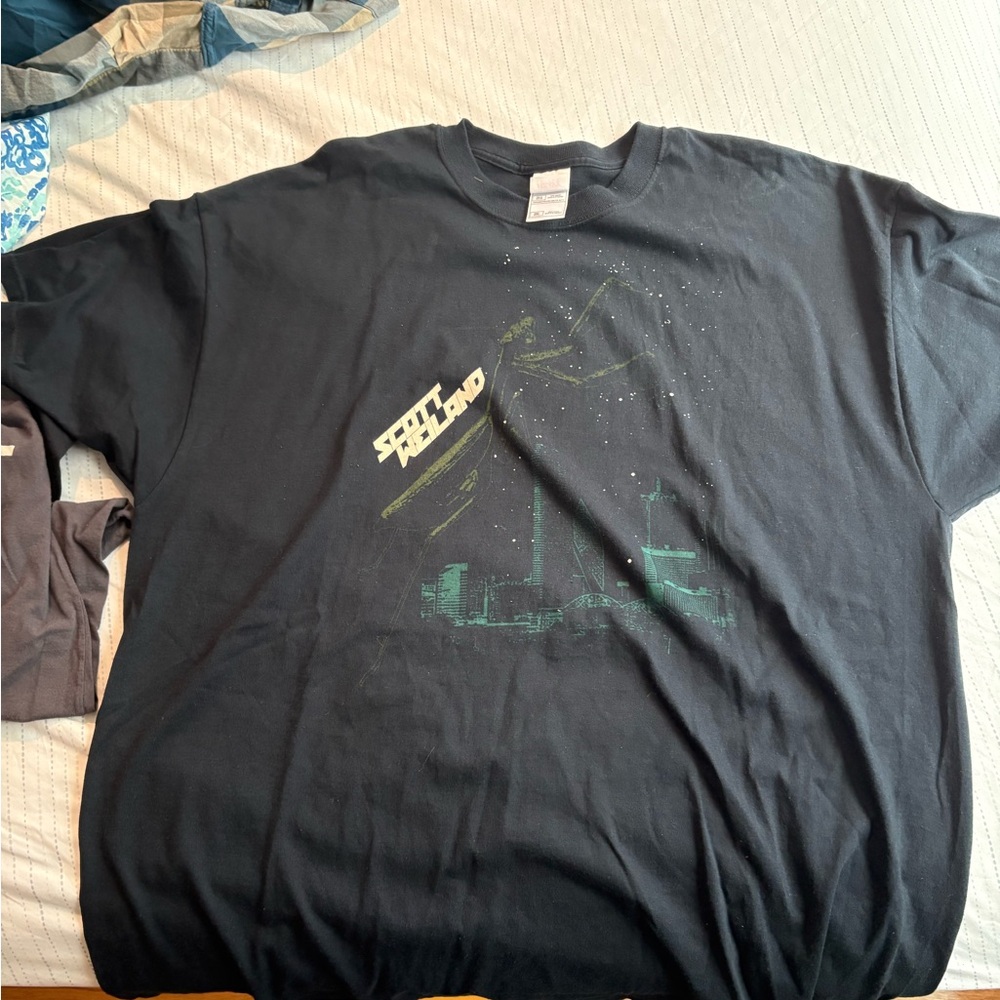 Scott Weiland concert shirt.